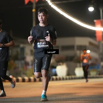 Runner Photo 5773398