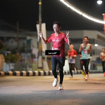 Runner Photo 5773623