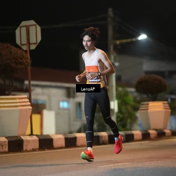 Runner Photo 5773641