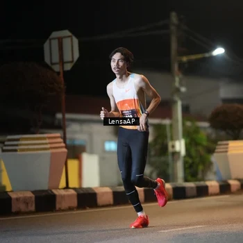 Runner Photo 5773648