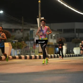 Runner Photo 5773770