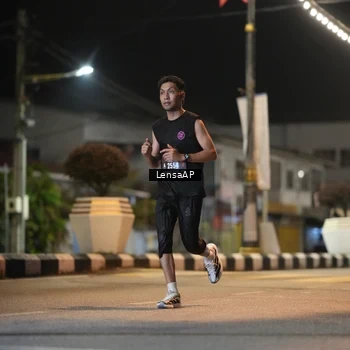 Runner Photo 5773853