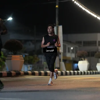 Runner Photo 5773858