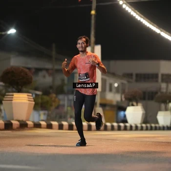 Runner Photo 5773868