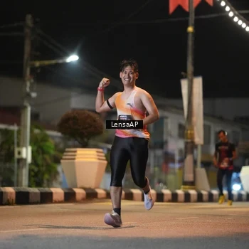Runner Photo 5773876