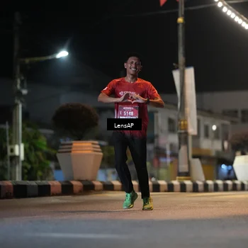 Runner Photo 5773993