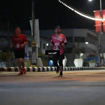 Runner Photo 5774002