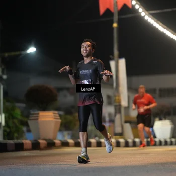 Runner Photo 5774003