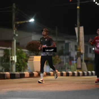Runner Photo 5774009