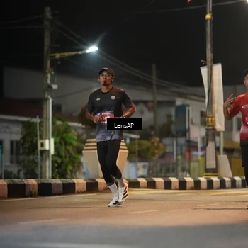 Runner Photo 5774011