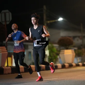 Runner Photo 5774066