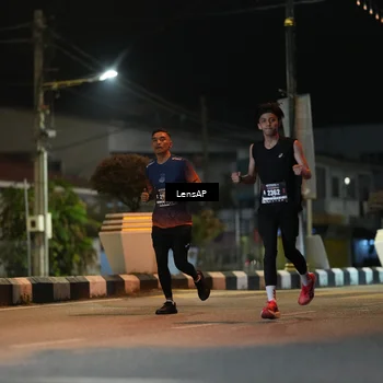 Runner Photo 5774067
