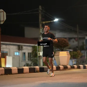Runner Photo 5774080
