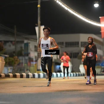 Runner Photo 5774086