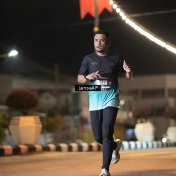 Runner Photo 5774117
