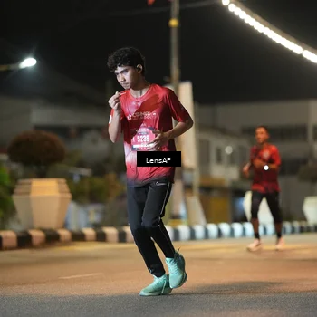 Runner Photo 5774129