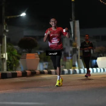 Runner Photo 5774142