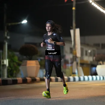 Runner Photo 5774175