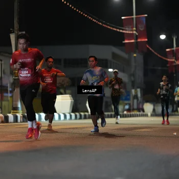 Runner Photo 5774189