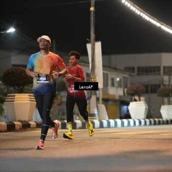 Runner Photo 5774208