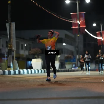 Runner Photo 5774210