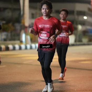 Runner Photo 5774305