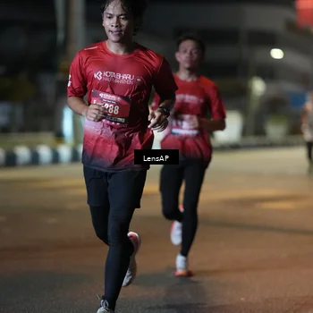 Runner Photo 5774307