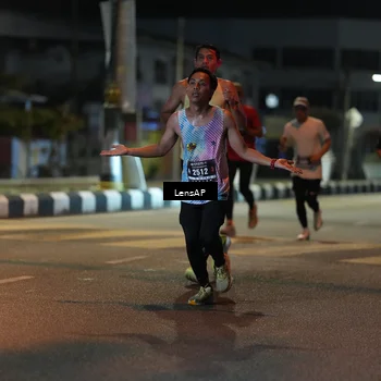 Runner Photo 5774320