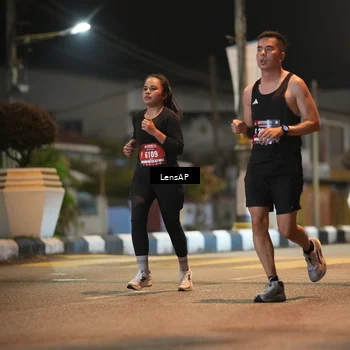 Runner Photo 5774335