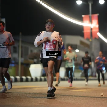 Runner Photo 5774354