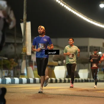 Runner Photo 5774356
