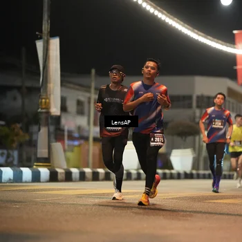 Runner Photo 5774359