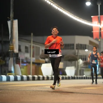 Runner Photo 5774387