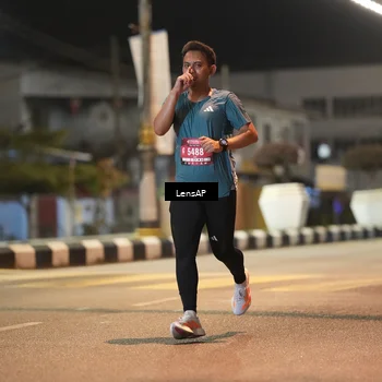 Runner Photo 5774429