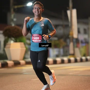 Runner Photo 5774433