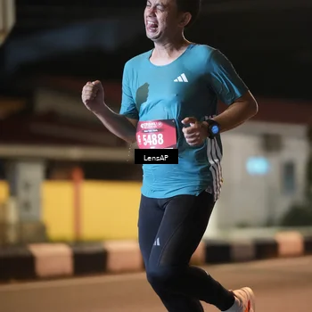 Runner Photo 5774435