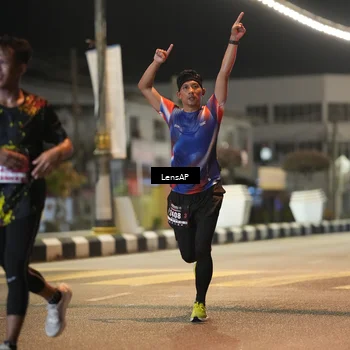 Runner Photo 5774458