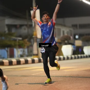 Runner Photo 5774459
