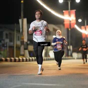 Runner Photo 5774474