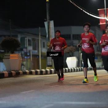 Runner Photo 5774498