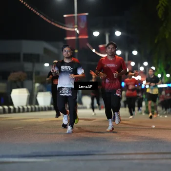 Runner Photo 5774574