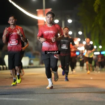 Runner Photo 5774578