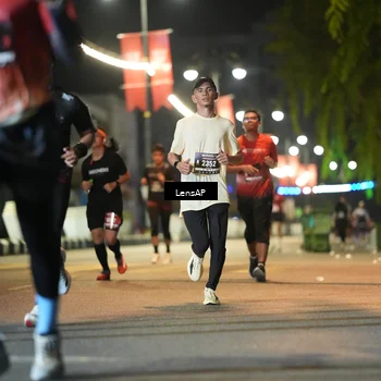 Runner Photo 5774604