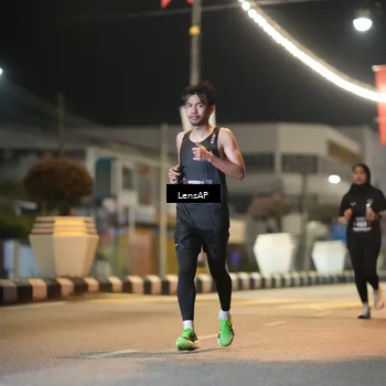 Runner Photo 5774624