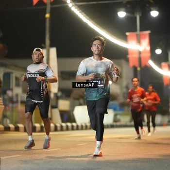 Runner Photo 5774659