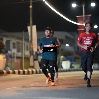 Runner Photo 5774700