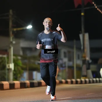 Runner Photo 5774715