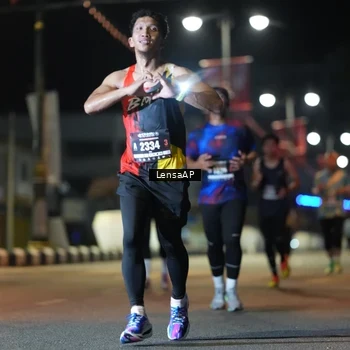 Runner Photo 5774725