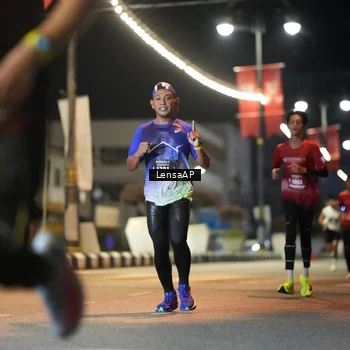 Runner Photo 5774744