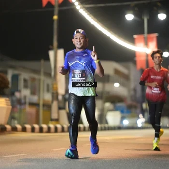 Runner Photo 5774745